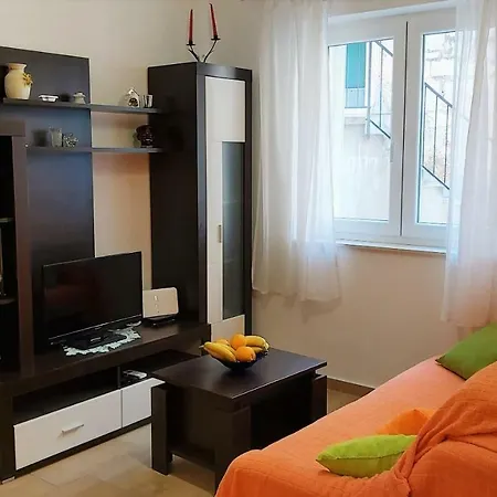 Mario Apartament *